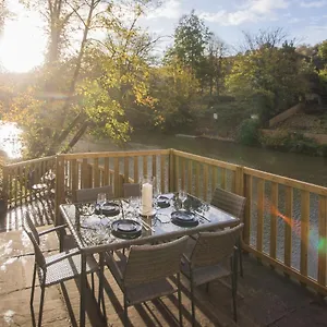 https://the-bridge-house.tophotelsbath.com