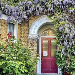 St. James's 3* Londyn