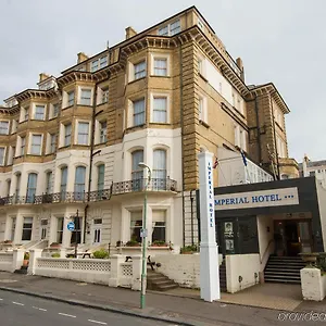 https://the-imperial-hotel-brighton-and-hove.brighton-hotels-england.com