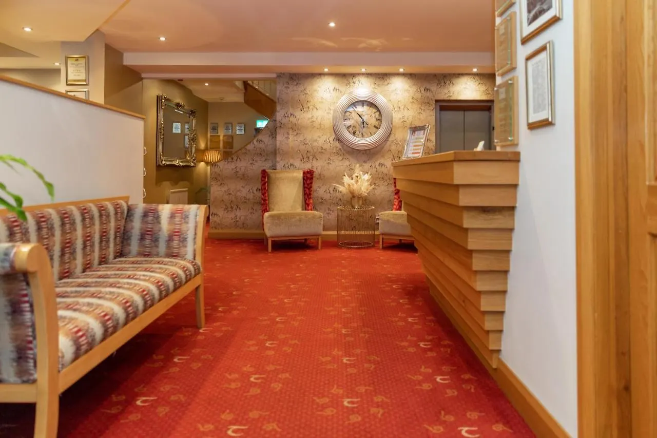 Tara Lodge Belfast